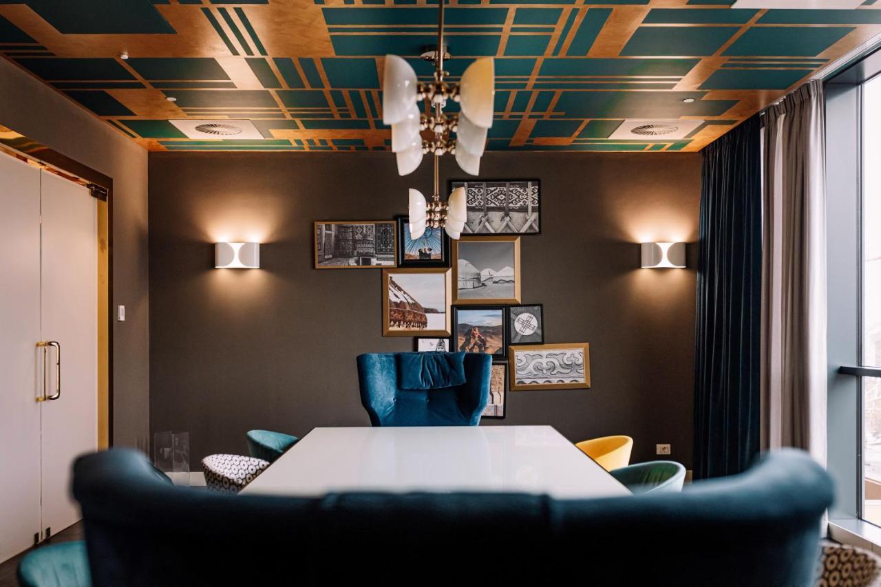 Mercure Almaty City Center Buitenkant foto