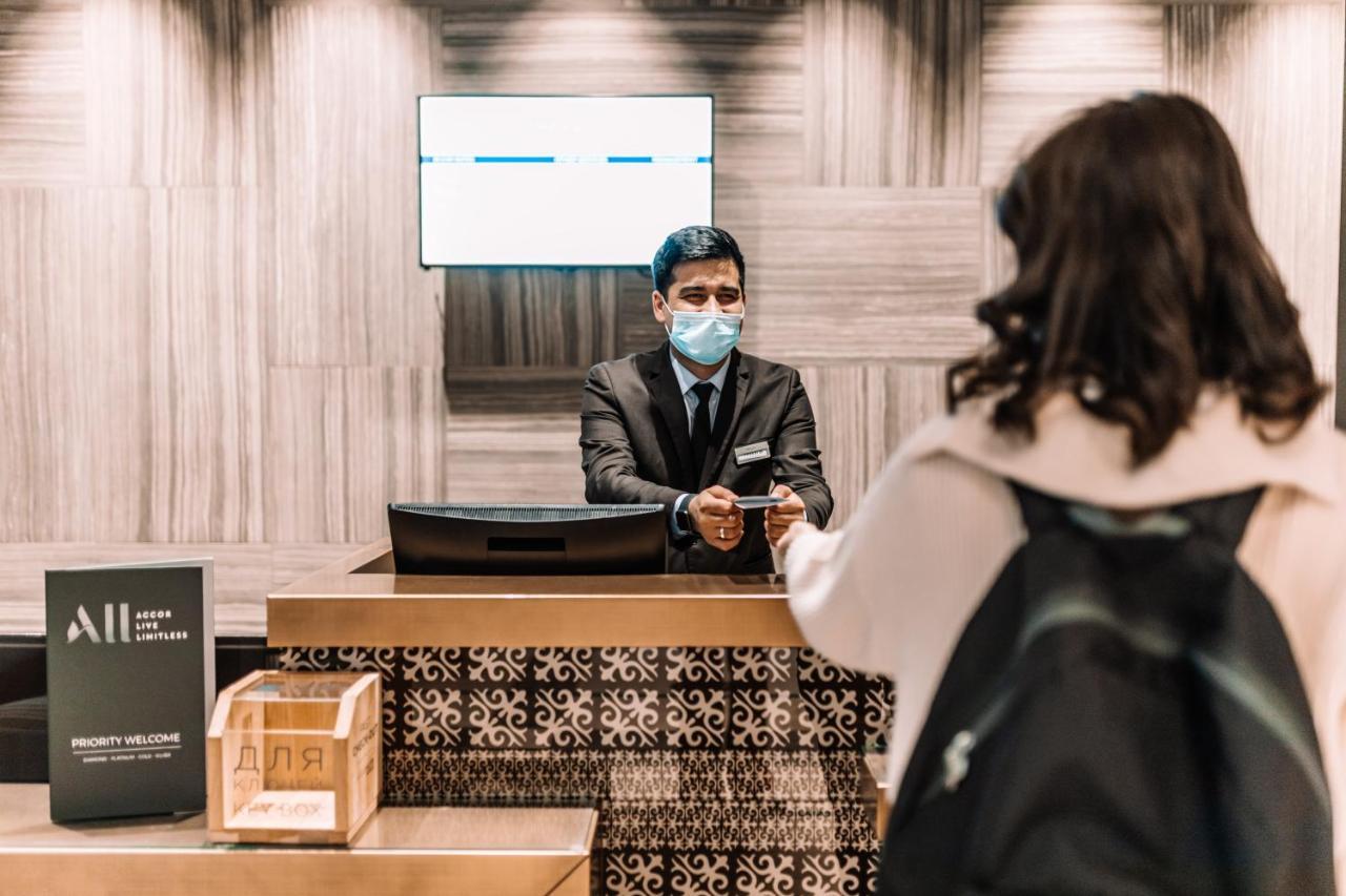 Mercure Almaty City Center Buitenkant foto