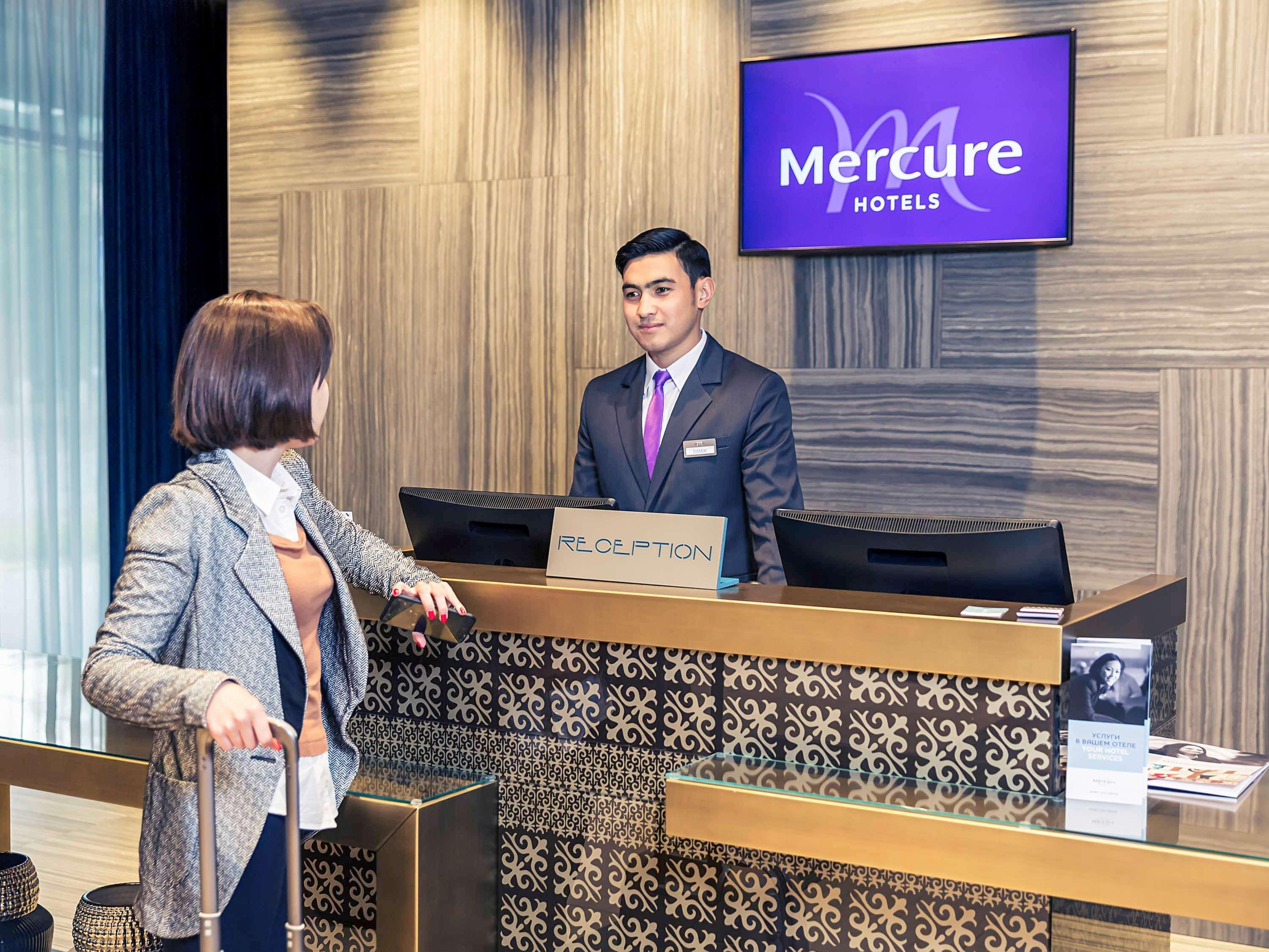 Mercure Almaty City Center Buitenkant foto