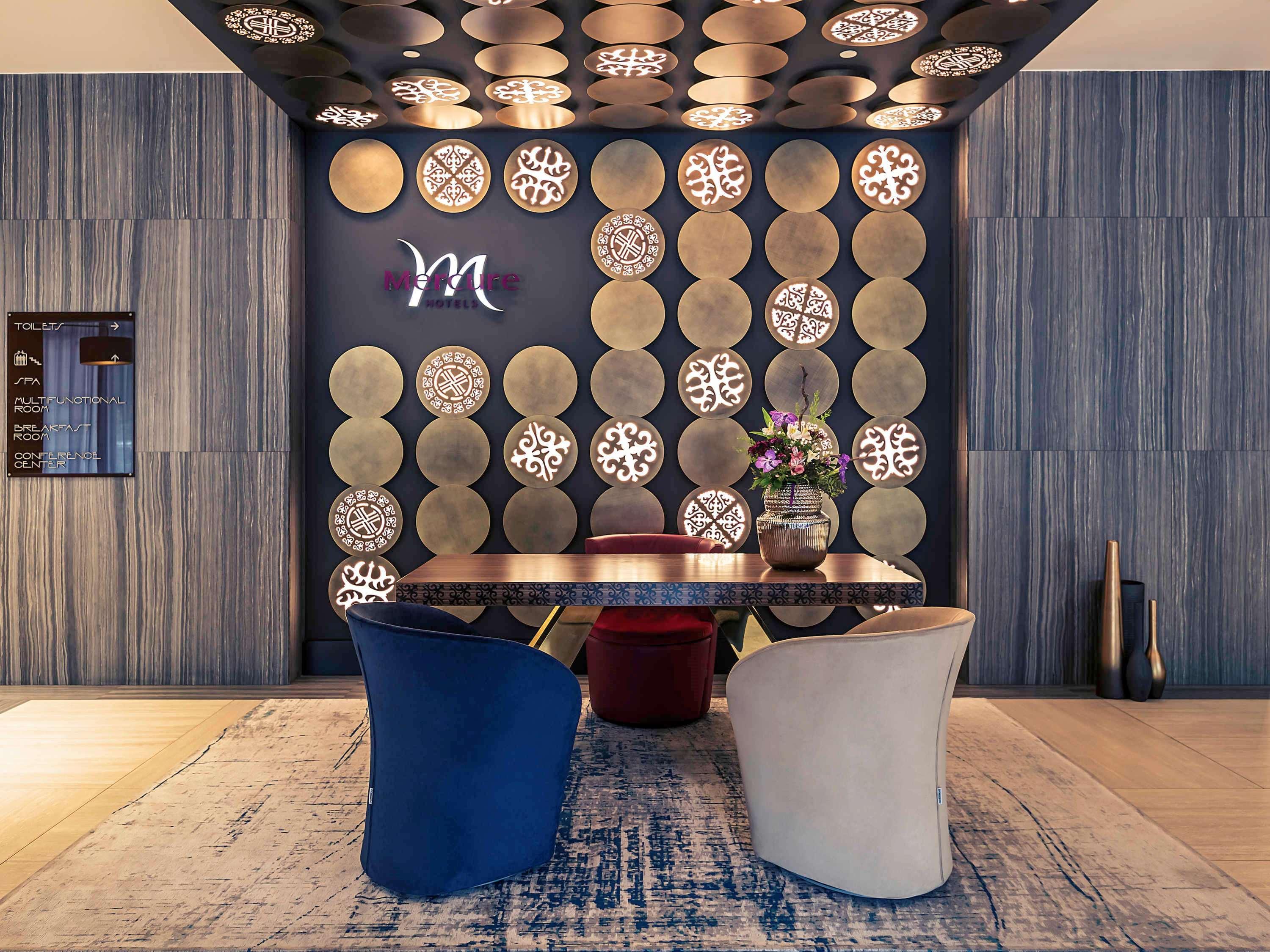 Mercure Almaty City Center Buitenkant foto