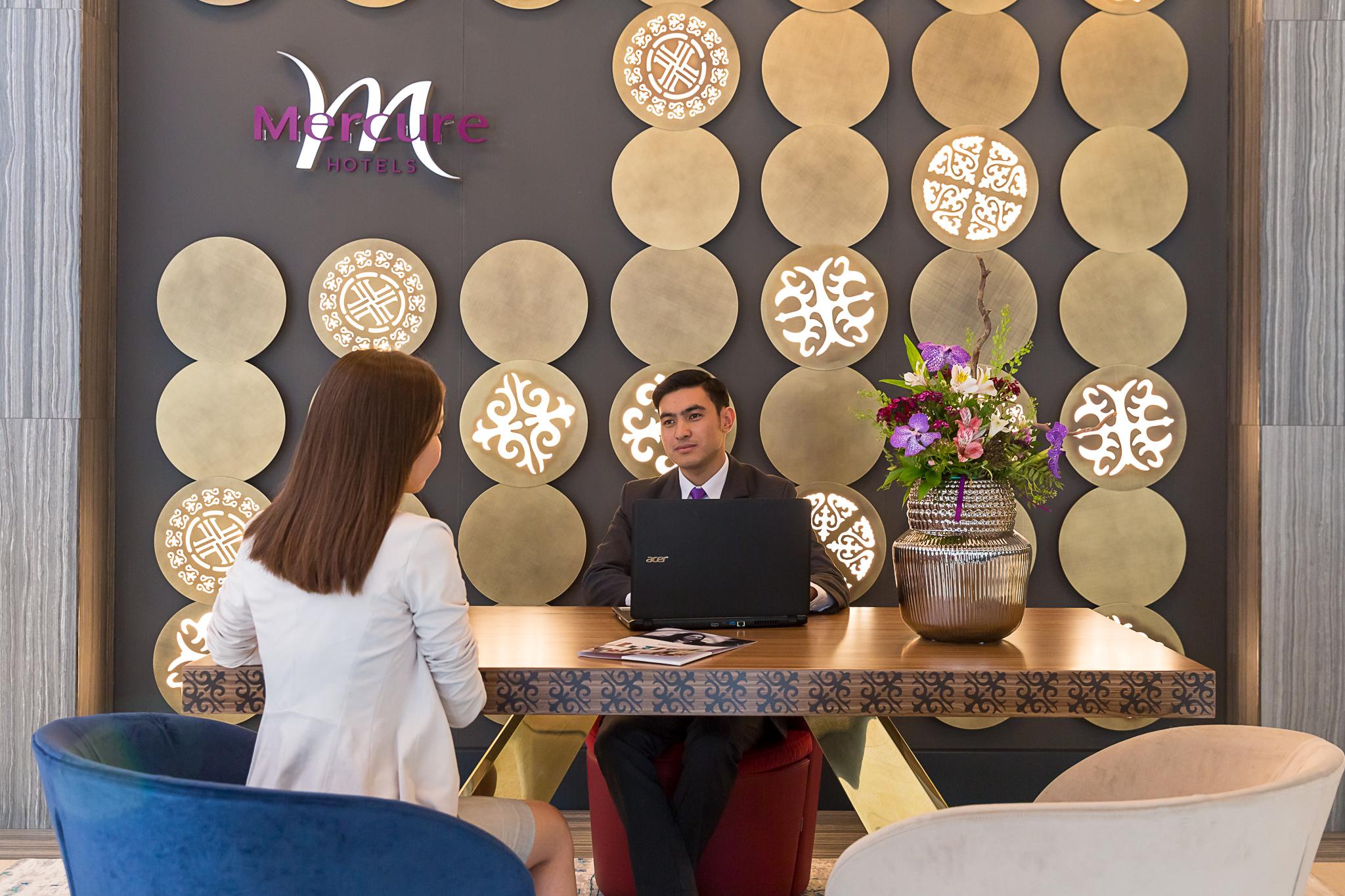 Mercure Almaty City Center Buitenkant foto
