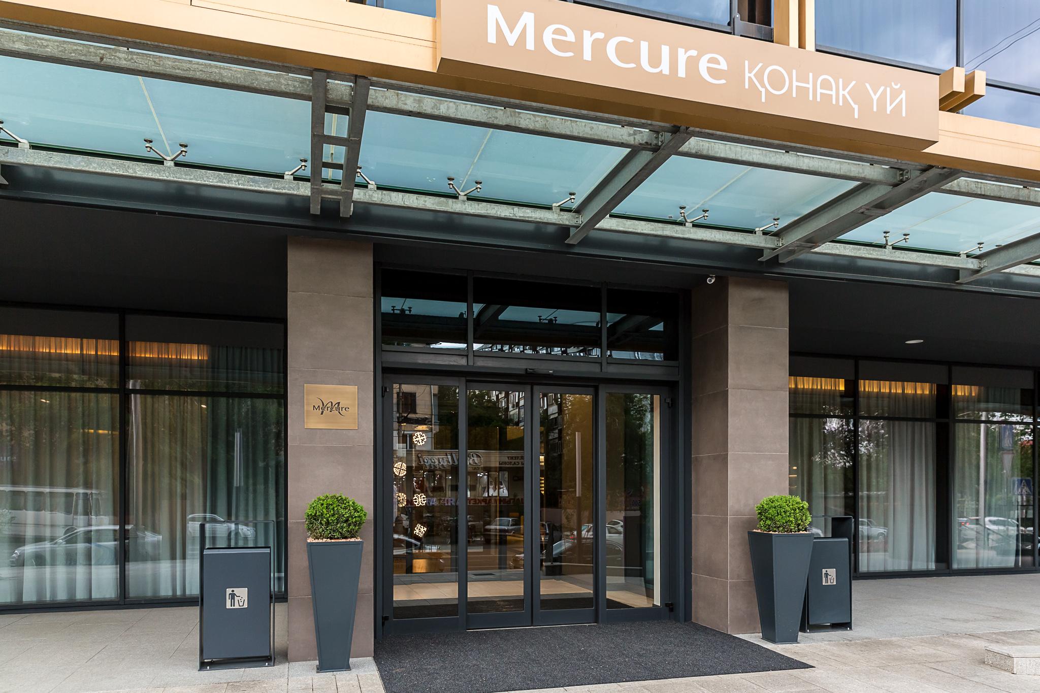Mercure Almaty City Center Buitenkant foto