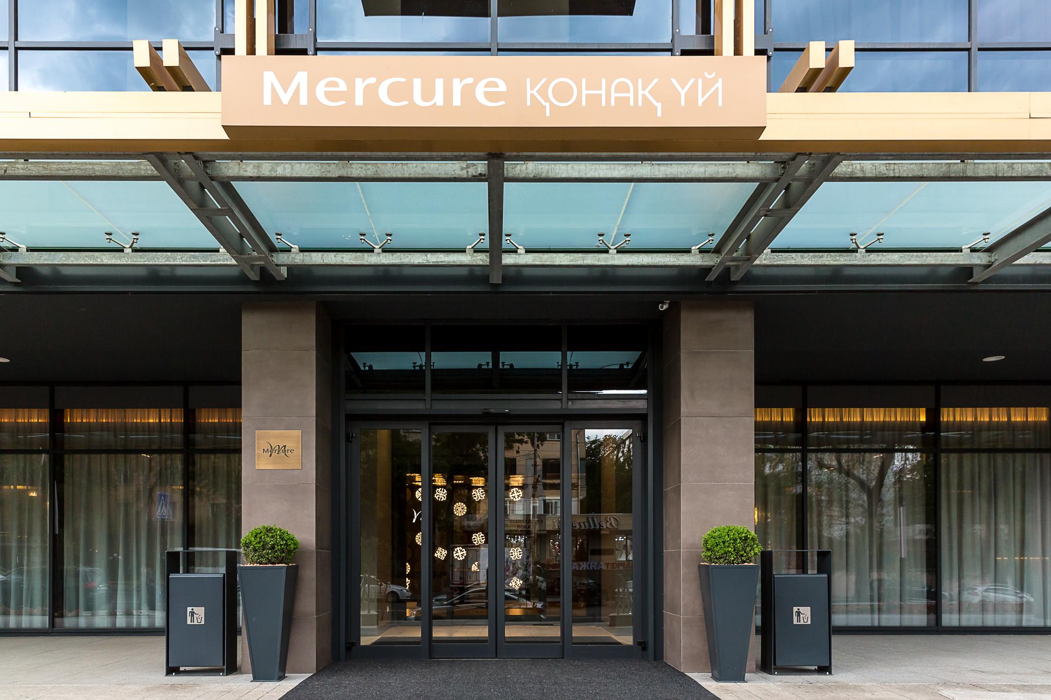 Mercure Almaty City Center Buitenkant foto