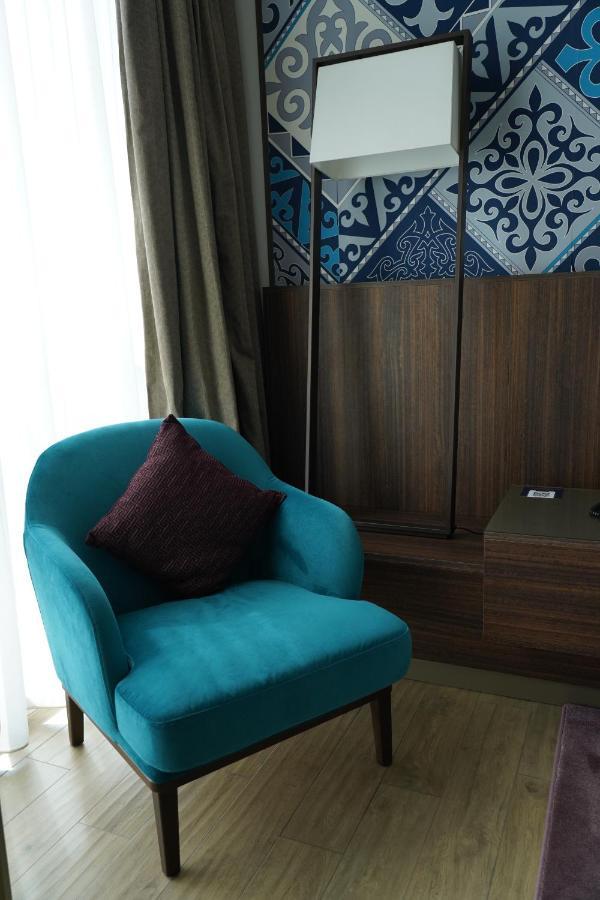 Mercure Almaty City Center Buitenkant foto