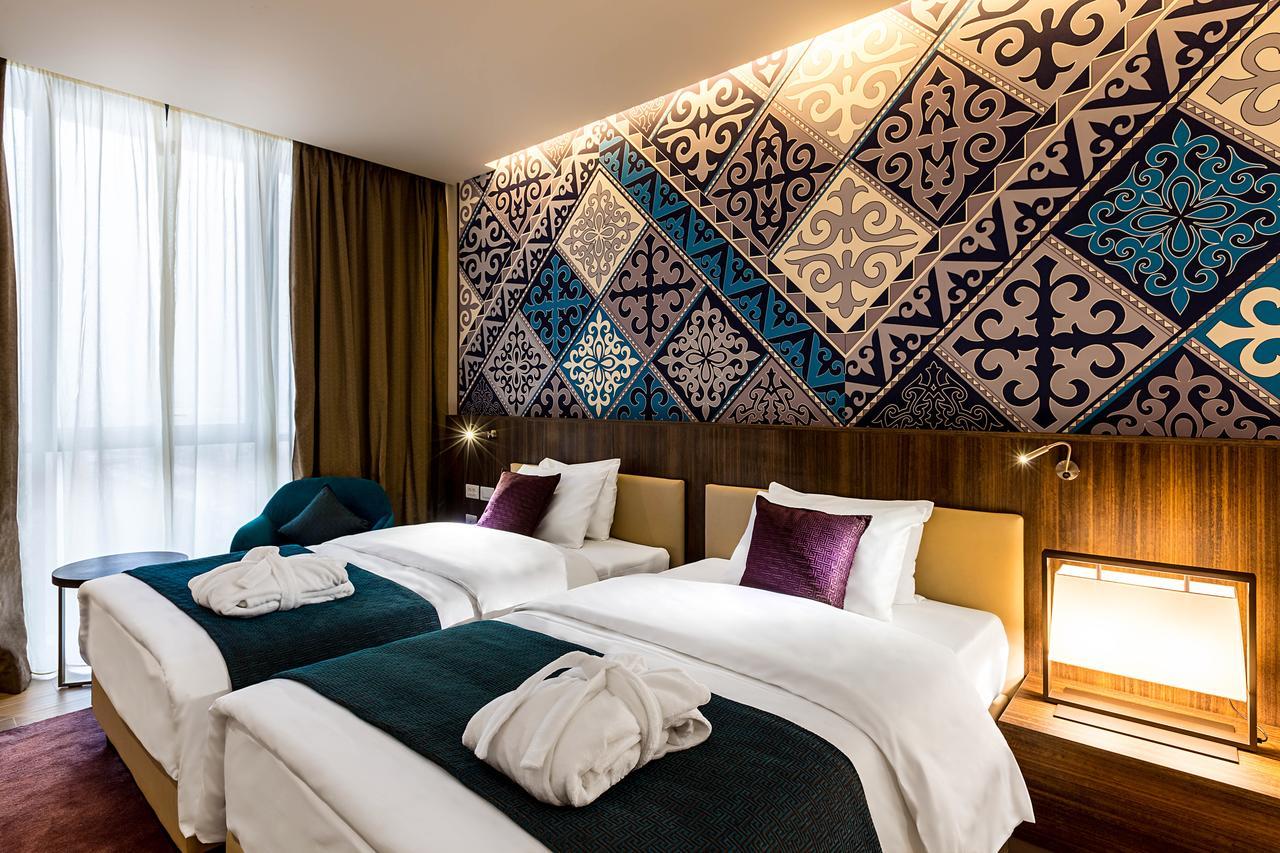 Mercure Almaty City Center Buitenkant foto
